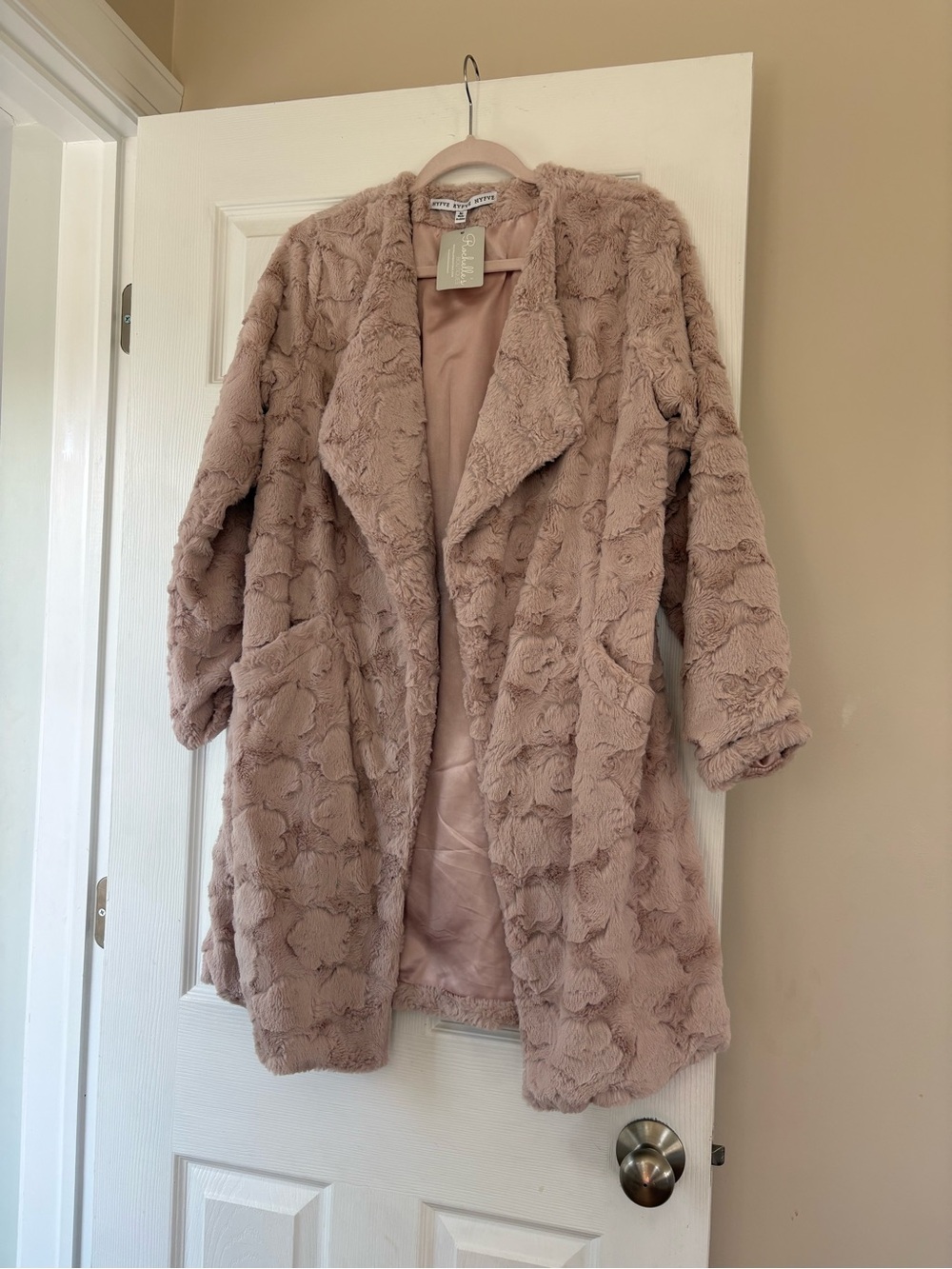 HYFVE Plush Teddy Jacket in Dusty Mauve